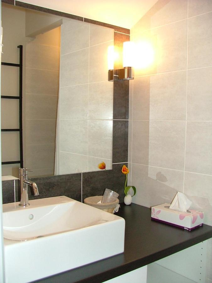 Les Enselmes Bed and Breakfast Montagnieu  Εξωτερικό φωτογραφία